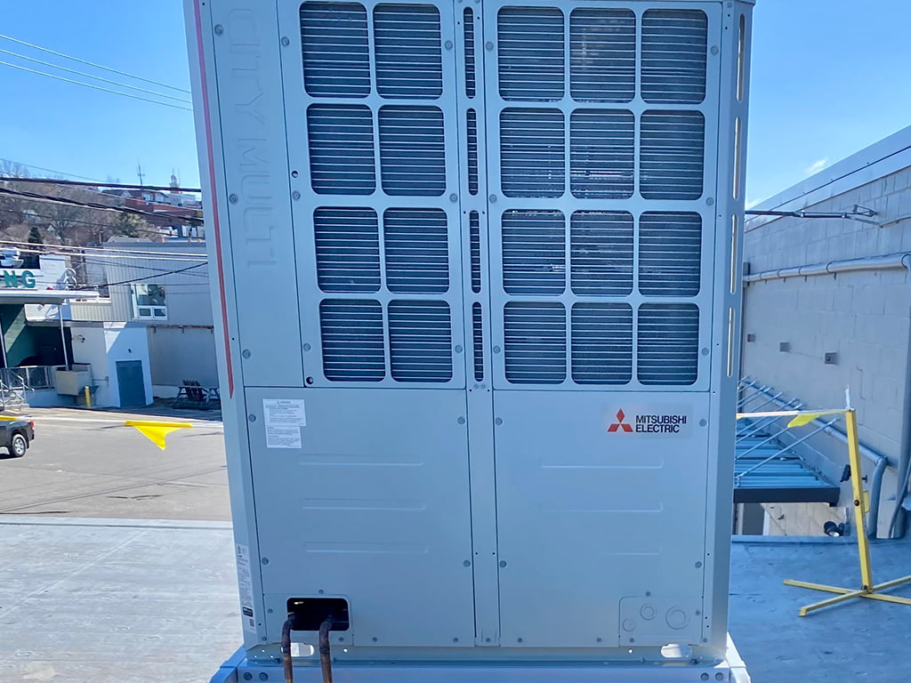 Commercial HVAC and refrigeration installation by Mash Mechanical — equipment and piping, photo 5